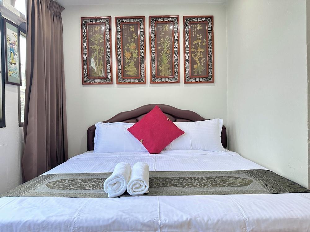 Longzhu Guesthouse