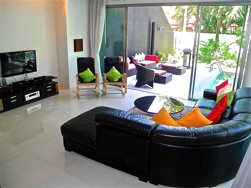 Eva villa Rawai 3 bedrooms private pool - Tap to explore photos