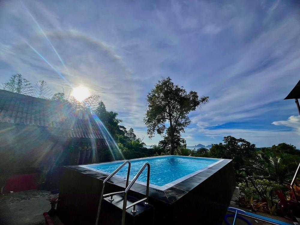 Klong Muang Seaview Room Type - Signature Villa, 1 King Bed