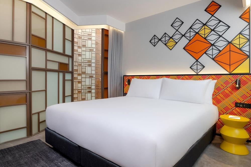 ibis Styles Bangkok Silom - Tap to explore photos