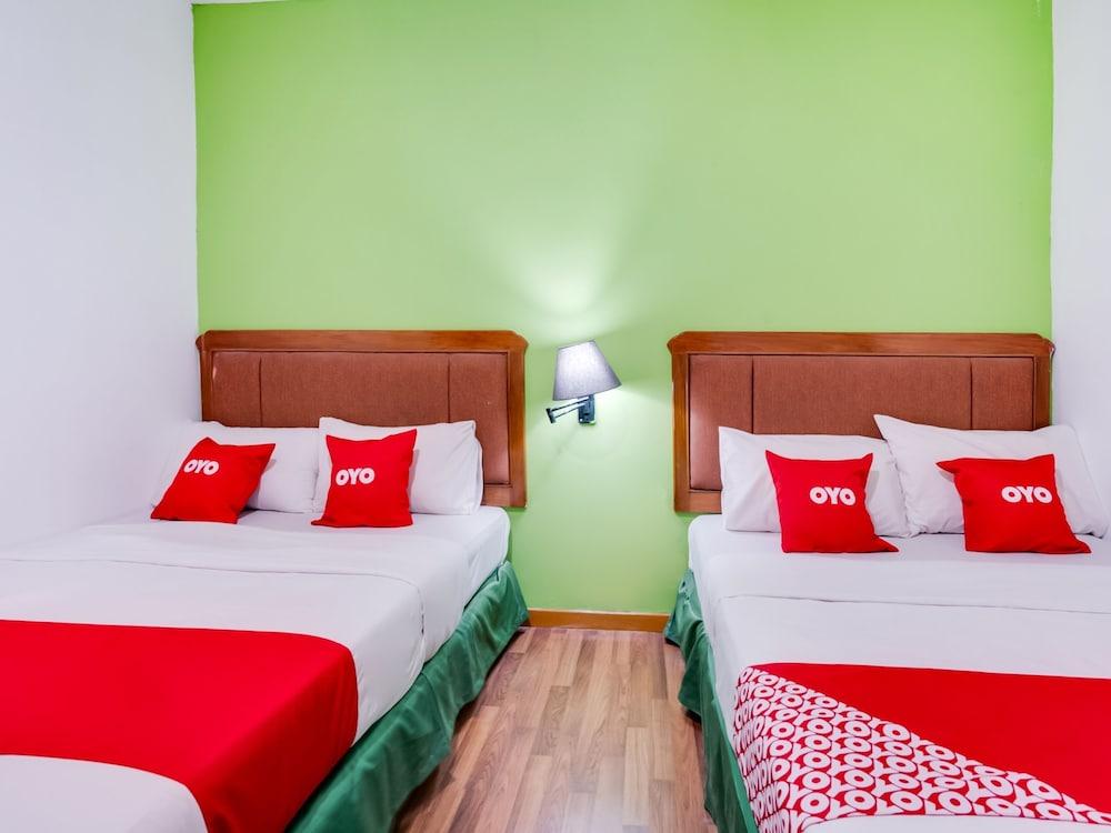 OYO 89652 Bjorn Boutique Hotel Room Type - Premium Suite room