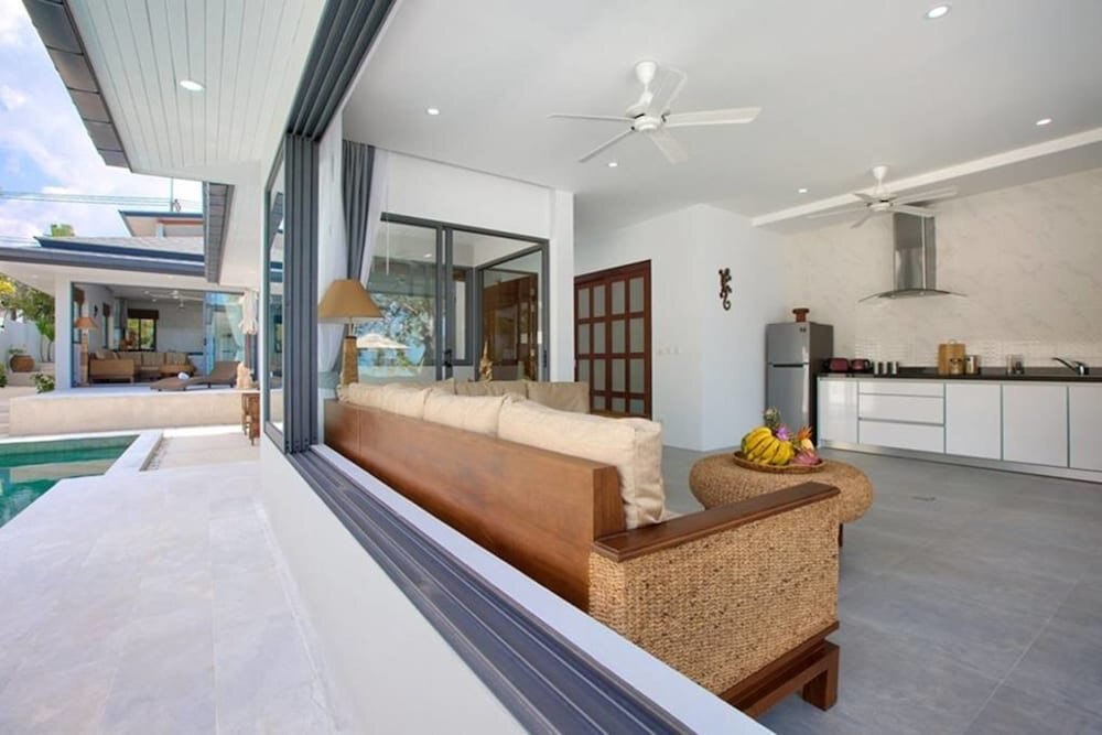 7 Bed Beautiful Beach Front Villa SDV031-By Samui Dream Villas - Tap to explore photos