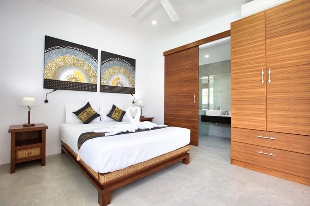 7 Bed Beautiful Beach Front Villa SDV031-By Samui Dream Villas - Tap to explore photos