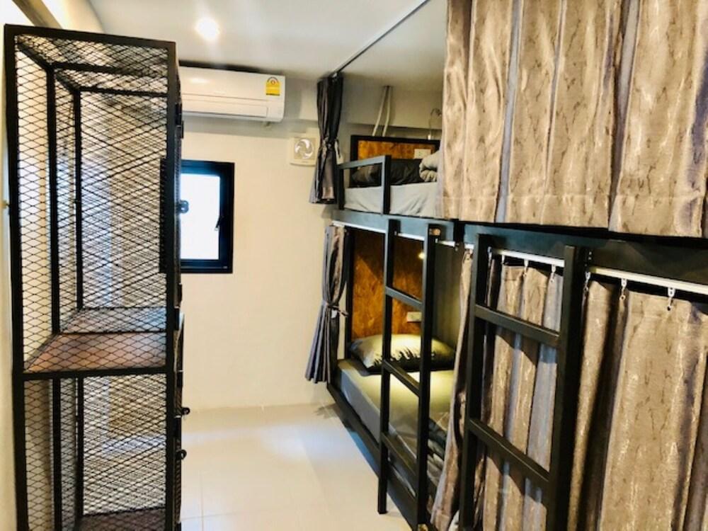 Zleepingpills Aonang Krabi - Hostel Room Type - Mixed Dormitory Room