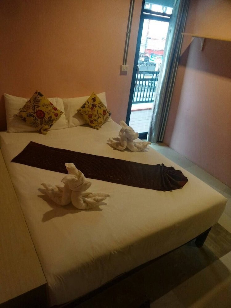 The Guest Hotel - Hostel Room Type - Standard Double Room