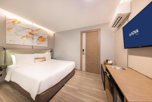 Sova Hotel Bangkok - Tap to explore photos