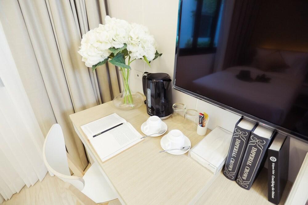 Thaisun Bangkok Hotel - Tap to explore photos
