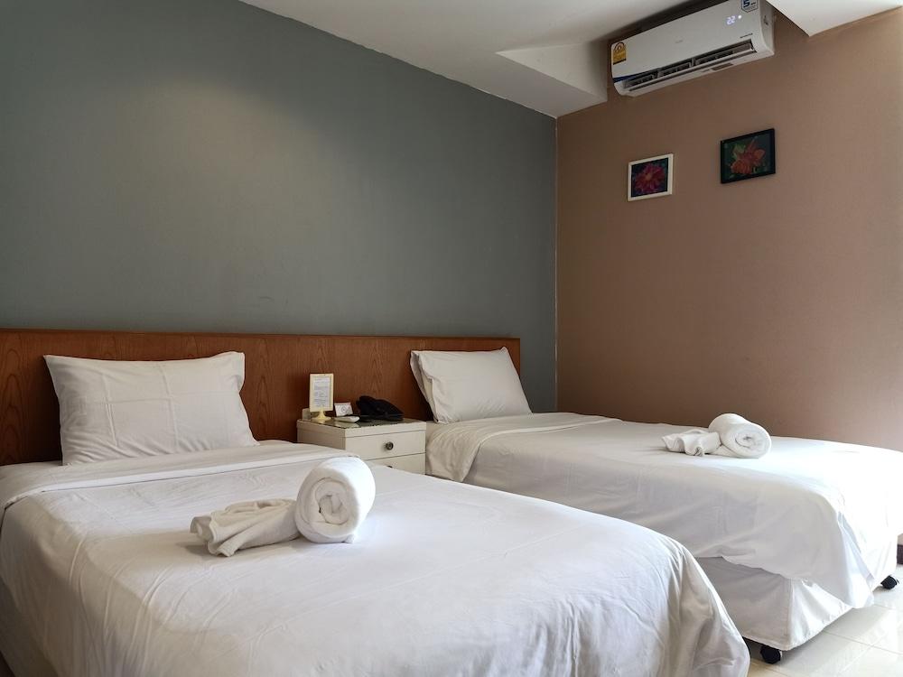JL Bangkok Room Type - Superior Twin Room