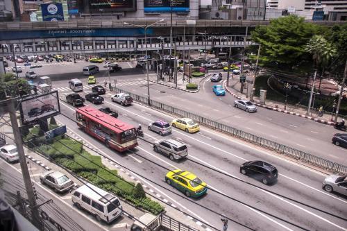 The Connex Asoke - Tap to explore photos