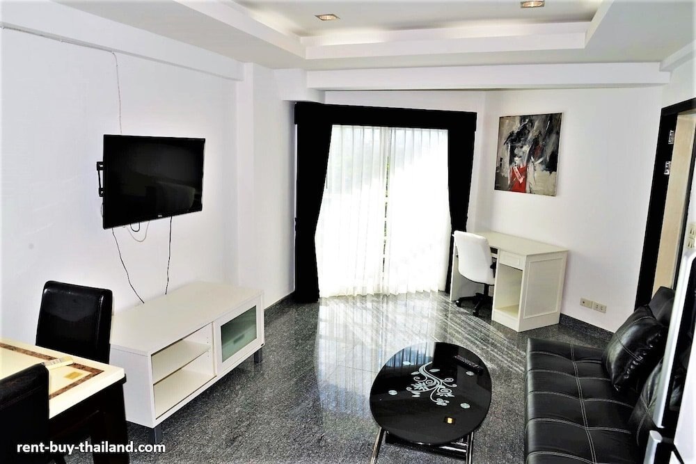 Jomtien Beach S1, 1 bed Condo - Tap to explore photos