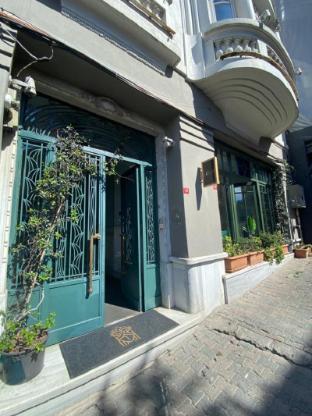 Lina Hotel Taksim Pera - Tap to explore photos