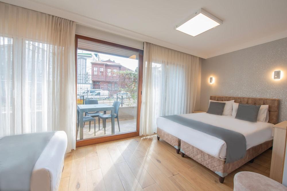 Sur Hotel Sultanahmet Room Type - Annex Building Garden Floor With Balcony
