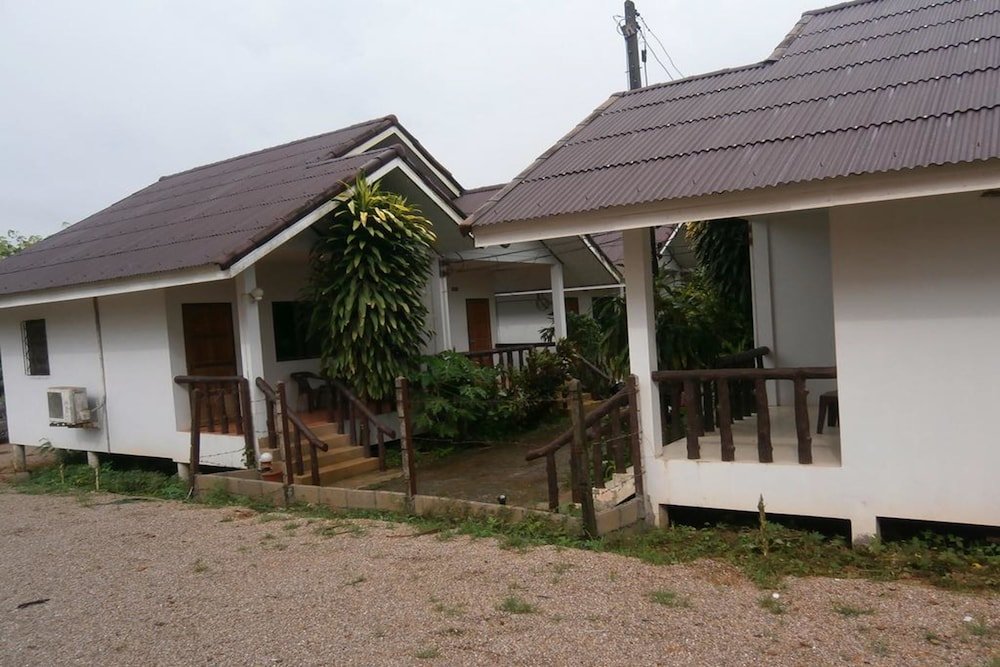 Aonang SR Bungalow - Tap to explore photos