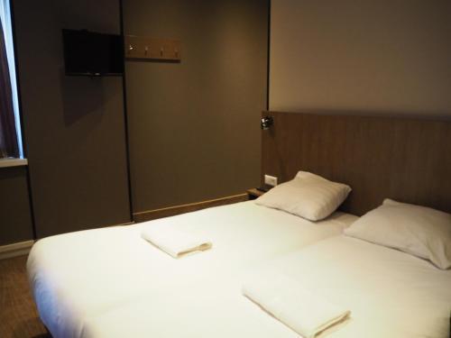 Aston City Hotel Room Type - Standard Twin Room