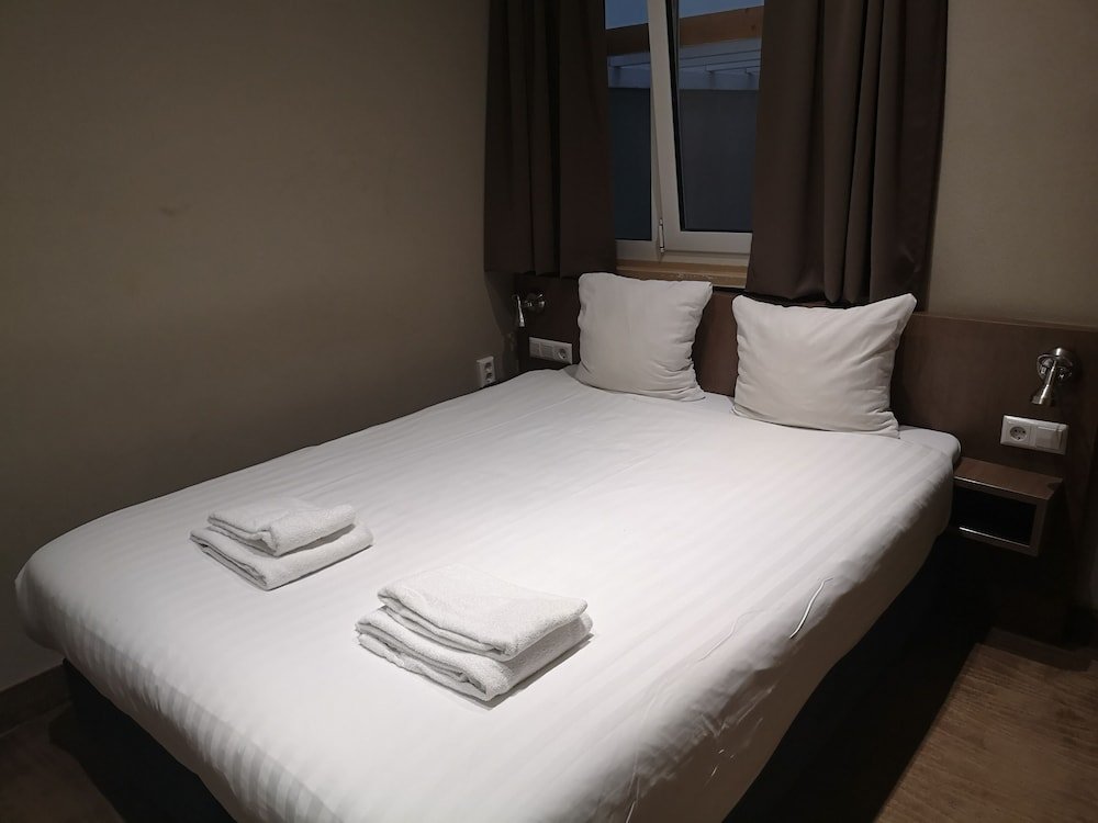Aston City Hotel Room Type - Double Room, No Window