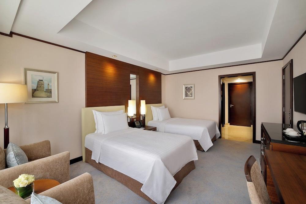 Grand Millennium Dubai Room Type - Club Room, Club Lounge Access
