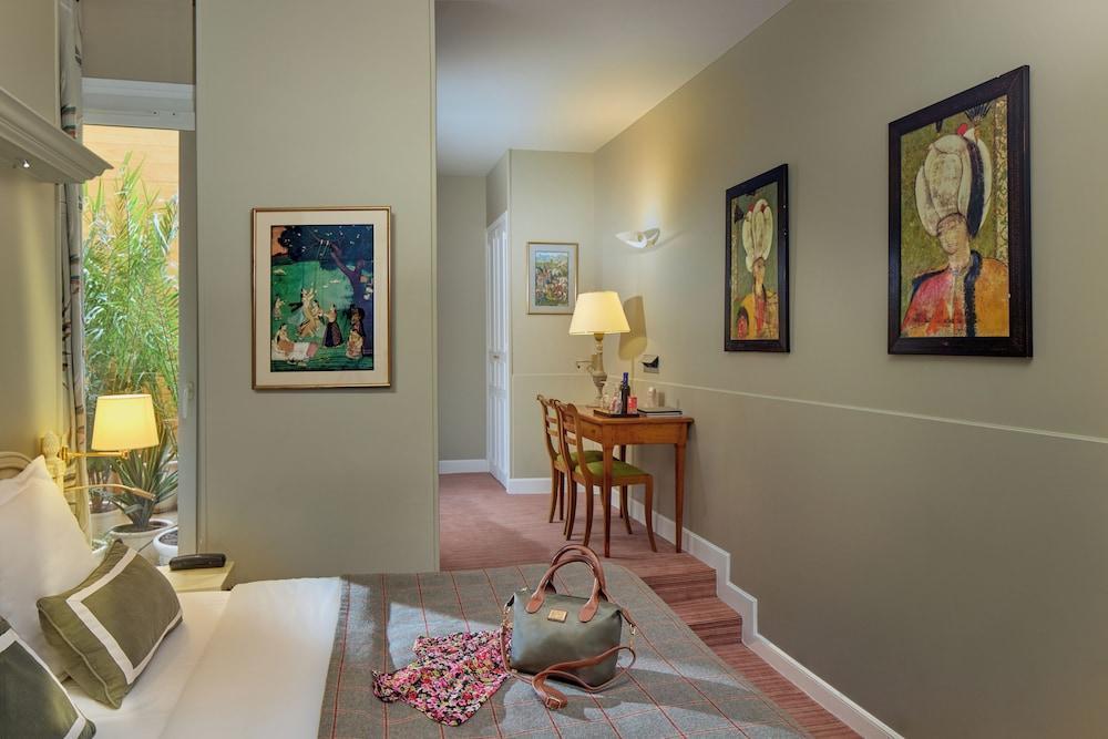 Relais Du Louvre Room Type - Superior Room