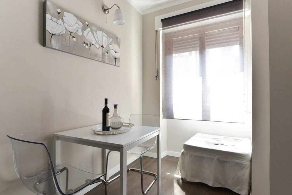 Pantheon Cozy Apartment n. 7 - Tap to explore photos