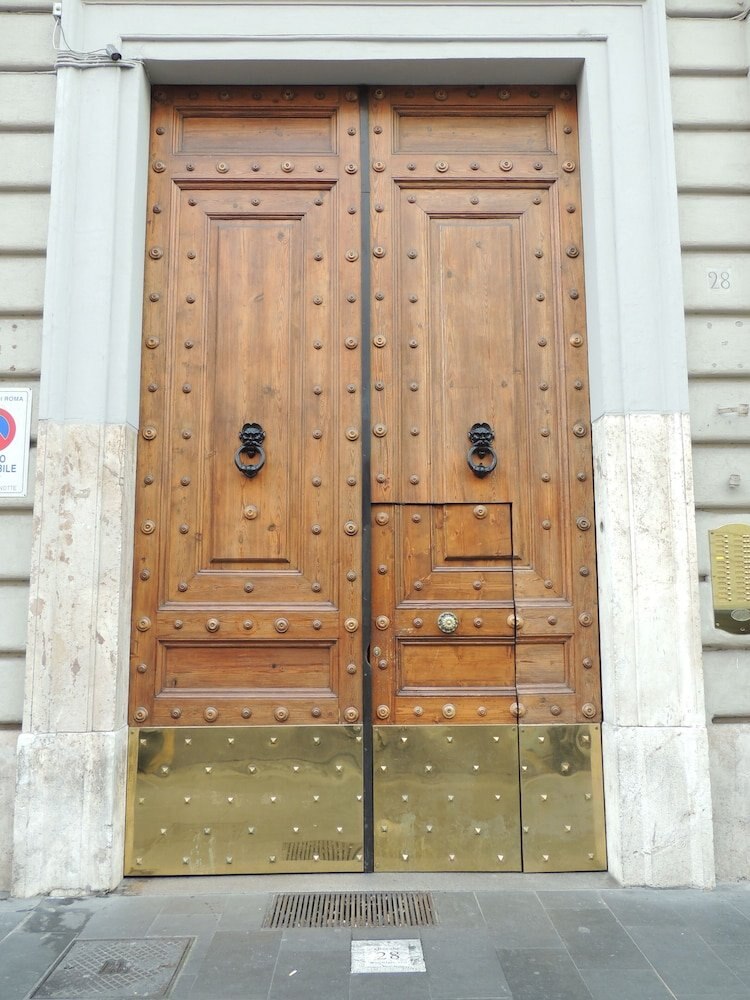 Maison Piazza Cavour - Tap to explore photos