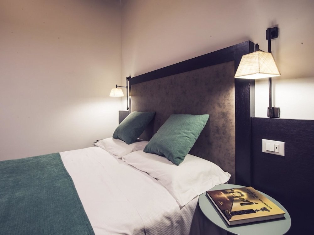Panisperna Suite 1 Bedroom - Tap to explore photos