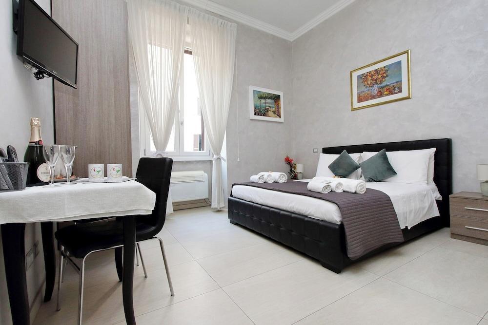 Domus Gallo B&B Room Type - Deluxe Double Room