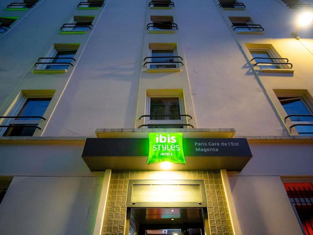 ibis Styles Paris Magenta - Tap to explore photos