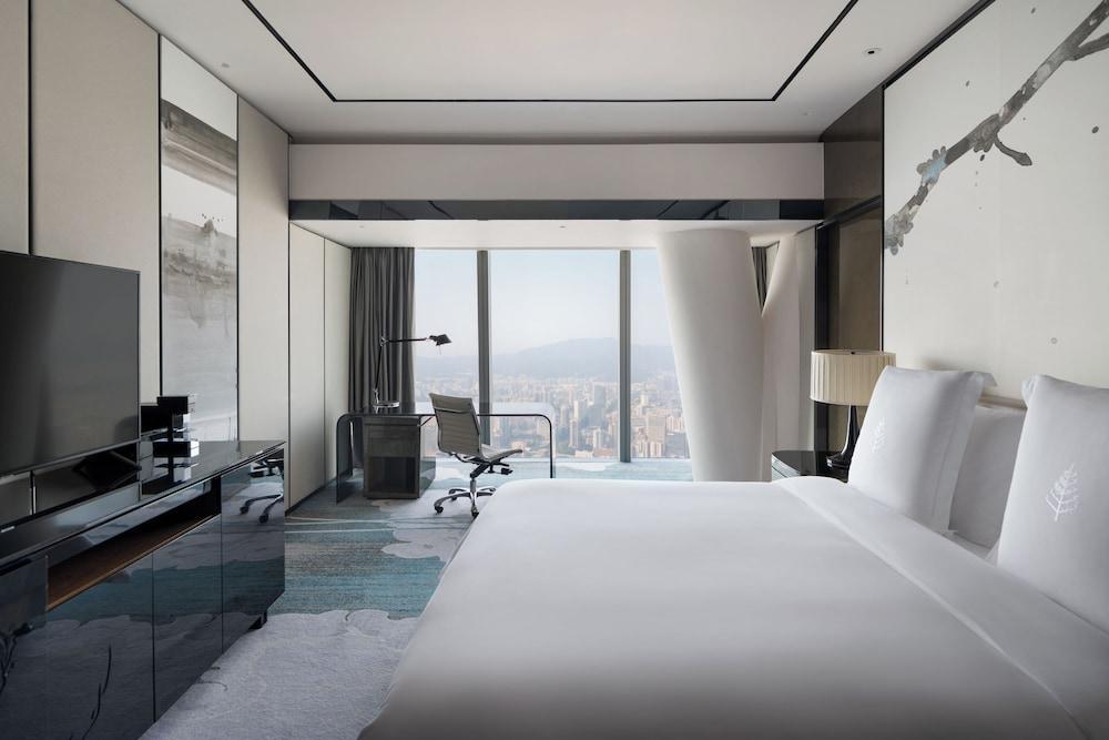 Four Seasons Guangzhou Room Type - Tower King Room with City View Four Seasons Guangzhou Room Type - Tower King Room with City View