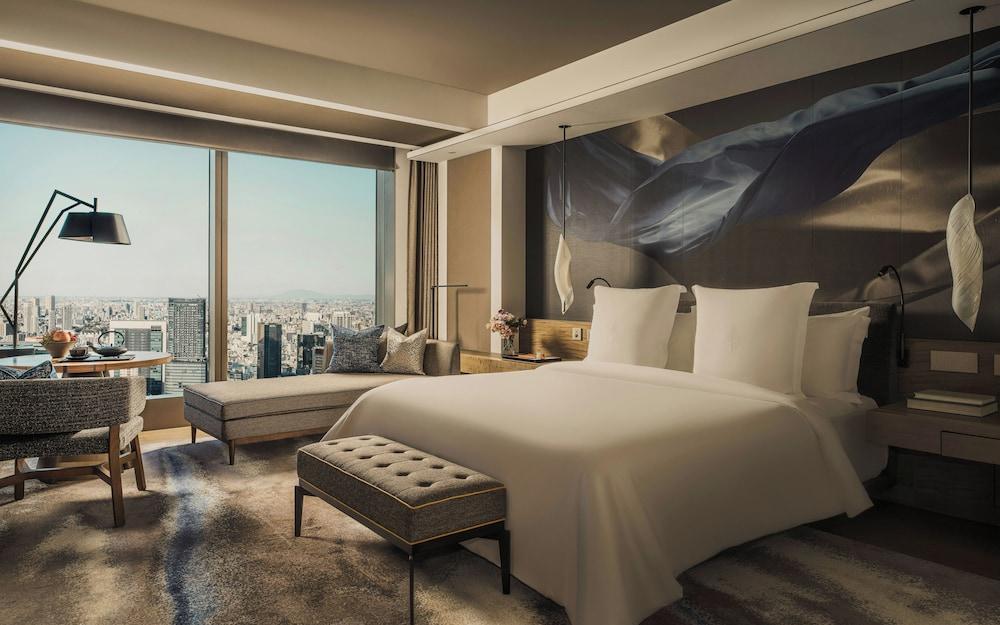 Four Seasons Hotel Tokyo at Otemachi - Tap to explore photos