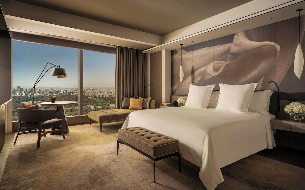 Four Seasons Hotel Tokyo at Otemachi