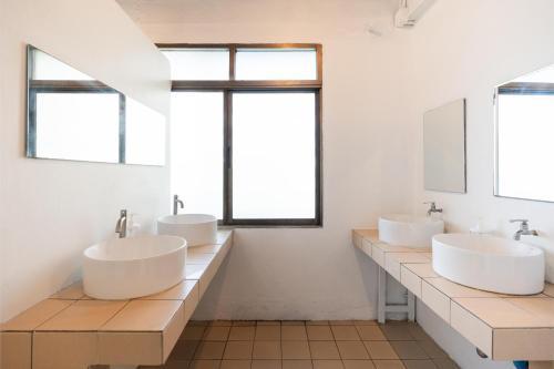 Hoft Hostel Bangkok Room Type - Double Room with Shared Bathroom