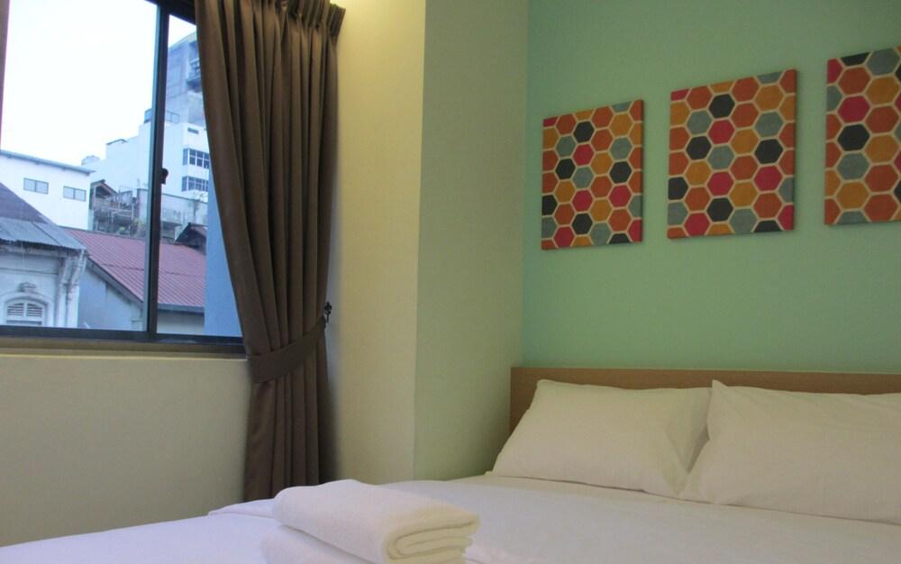 1000 Miles Room Type - Mini Double Room with Windows