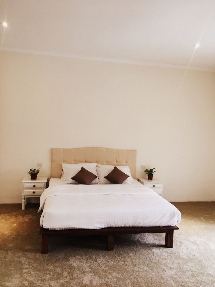 Artisan Villa Colombo Room Type - Deluxe Double Room, 1 King Bed, Courtyard View, Courtyard Area