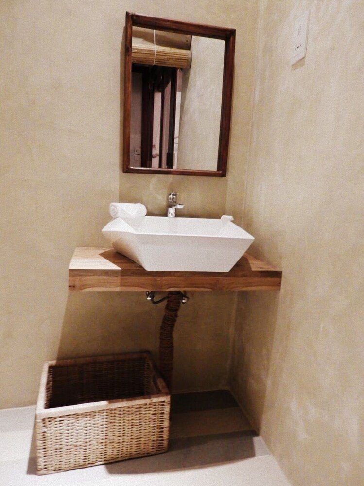 Artisan Villa Colombo - Tap to explore photos
