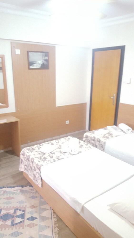 Kadikoy Otel Room Type - Twin Room