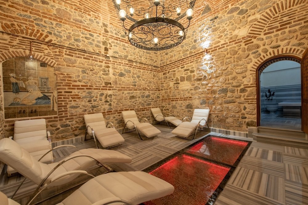 Bvs Bosphorus Pera Hotel & Hammam - Tap to explore photos