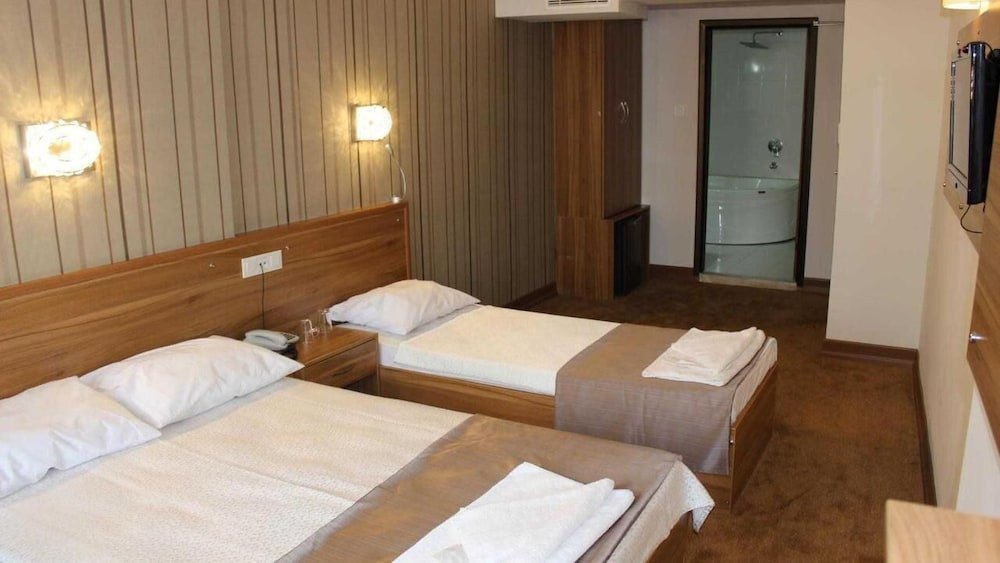 Grand Laleli Hotel Room Type - Standard Triple Room