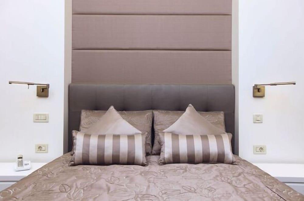 Pera Residence - Tap to explore photos