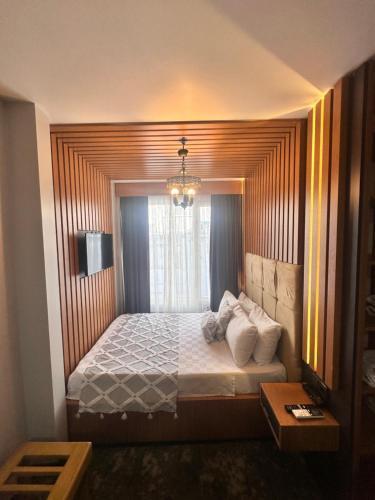 Taksim Cetinkaya Suite - Tap to explore photos