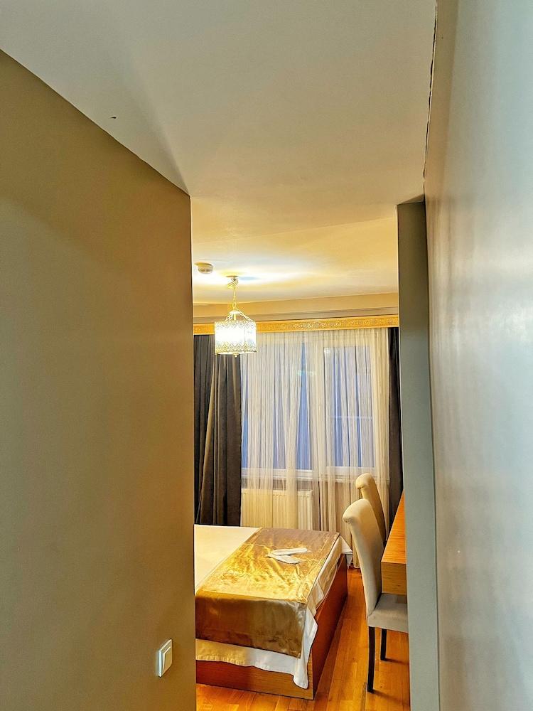 Taksim Cetinkaya Suite Room Type - Standard Single Room