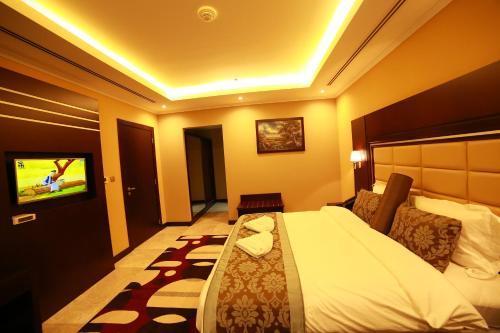 Telal Hotel Apartments - Tap to explore photos