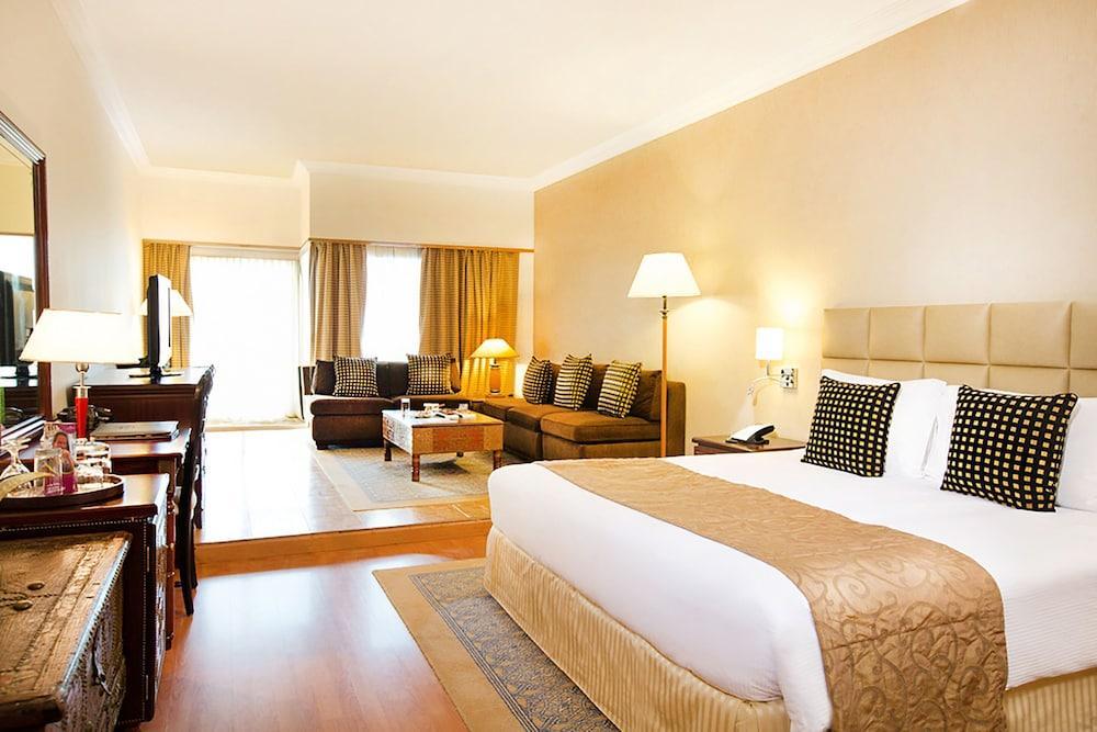 Millennium Plaza Downtown Suites Room Type - Family Suite