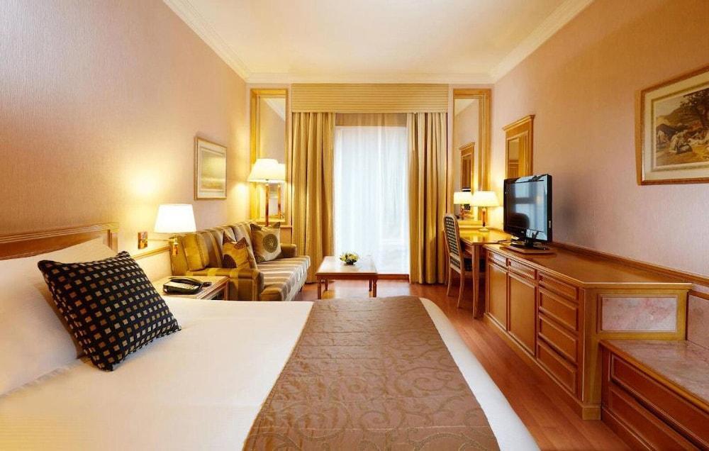Millennium Plaza Downtown Suites Room Type - Junior Suite