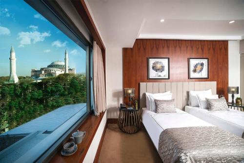 Sura Luxury Million & Spa