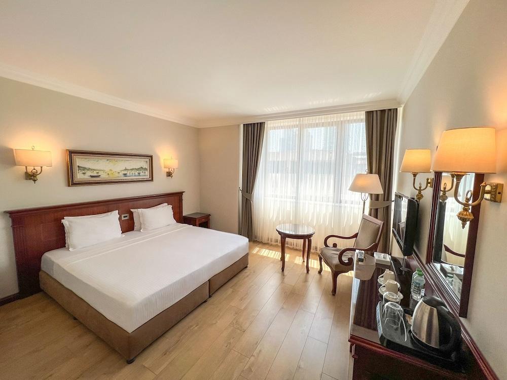 Bilek Istanbul Hotel Room Type - Deluxe Double or Twin Room