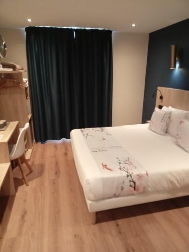 Hotel Modern'Est Room Type - Classic Double Room