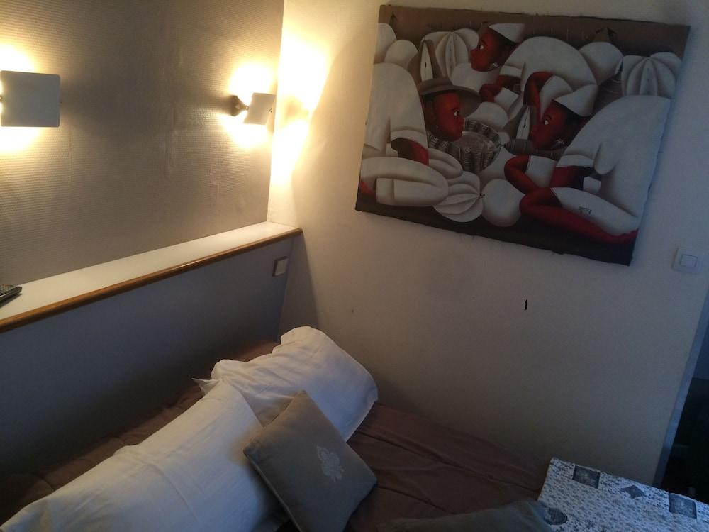 Hôtel Picardy Room Type - Triple Room