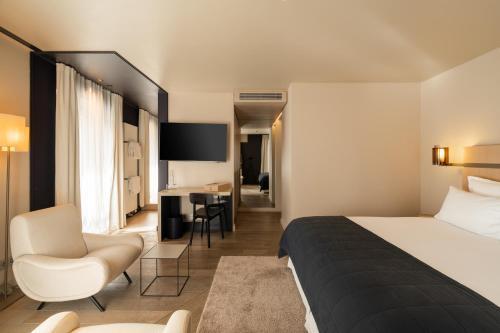 Hôtel de Nell Room Type - Deluxe Double Room