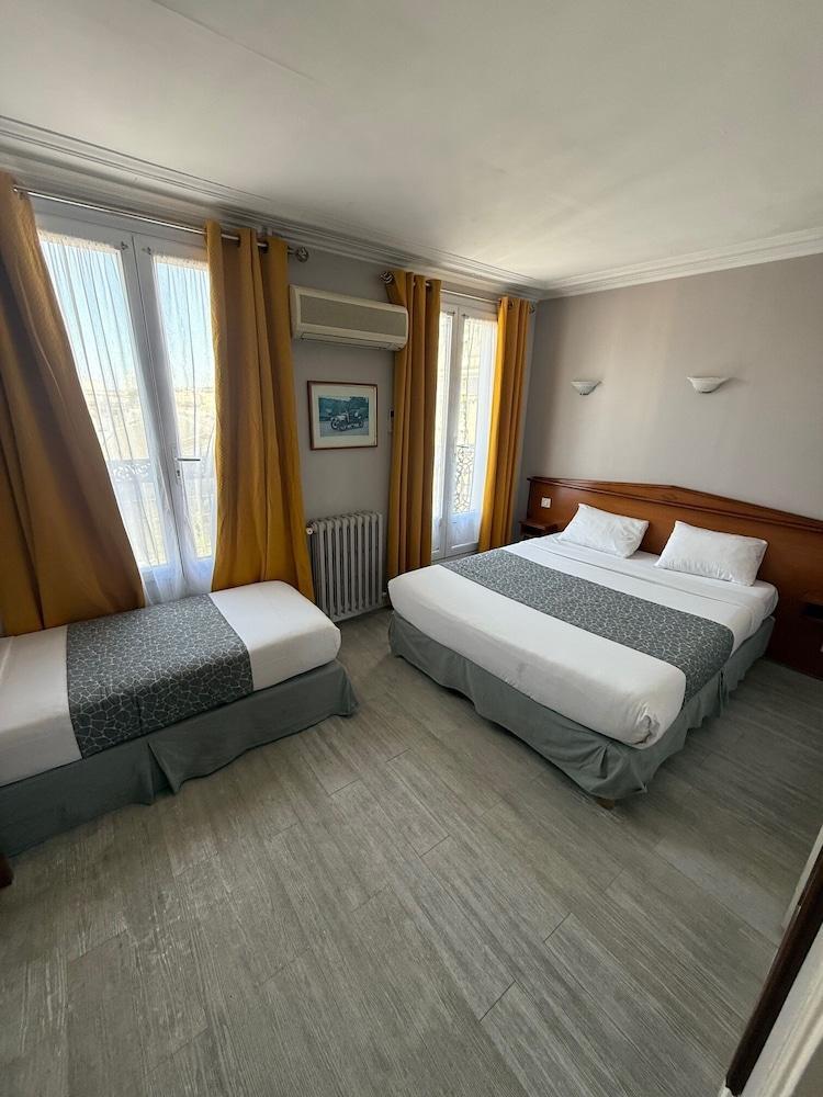 New Hôtel Gare du Nord Room Type - Triple Room