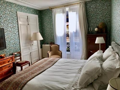 Le 48 Paris Room Type - Double Room with Private External Bathroom
