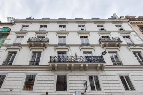 35 - Urban Montmartre